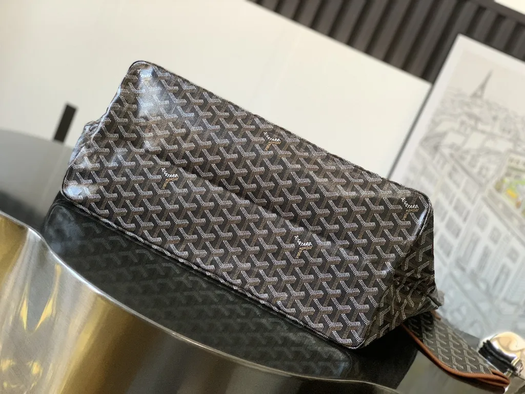 Goyard Bag 